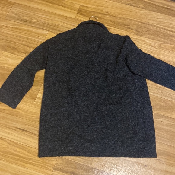 Thread & Supply size Medium nylon/spandex/acrylic blend coat - Picture 5 of 6